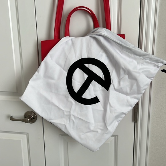 TELFAR Medium Shopping Bag - Picture 8 of 9